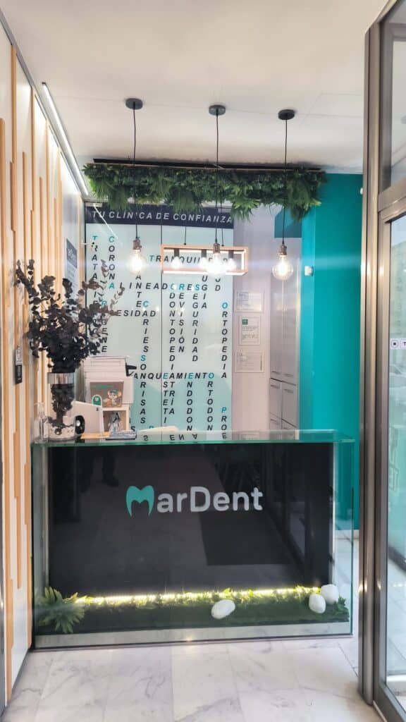 El mejor dentista de Alcalá de Guadaíra es Mardent - pide tu cita